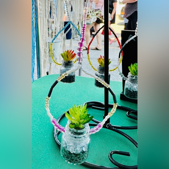 🚘🌸HANDMADE Beaded Car Charm with Faux Plant🌸🚘 - Picture 3 of 4